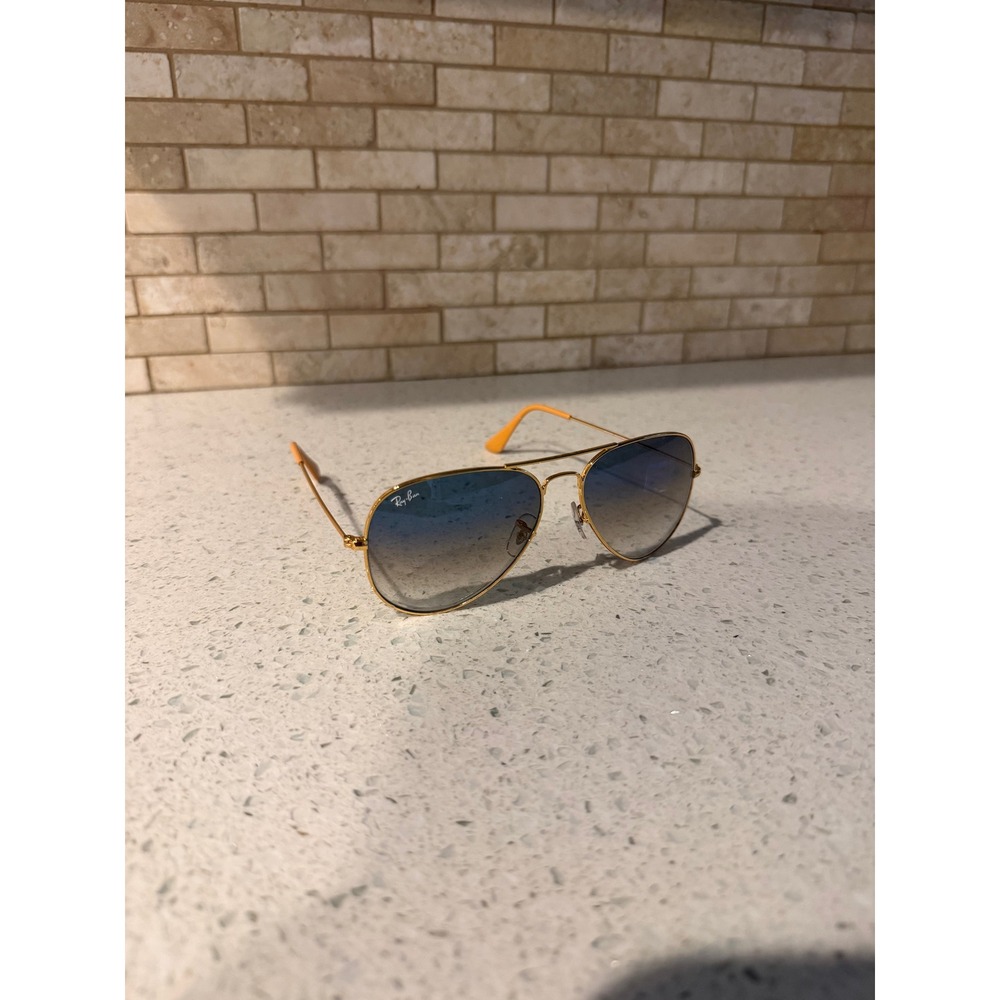 Ray-Ban Aviator Large Metal RB3025 Sunglasses Gold Frame Blue Gradient 001/3F